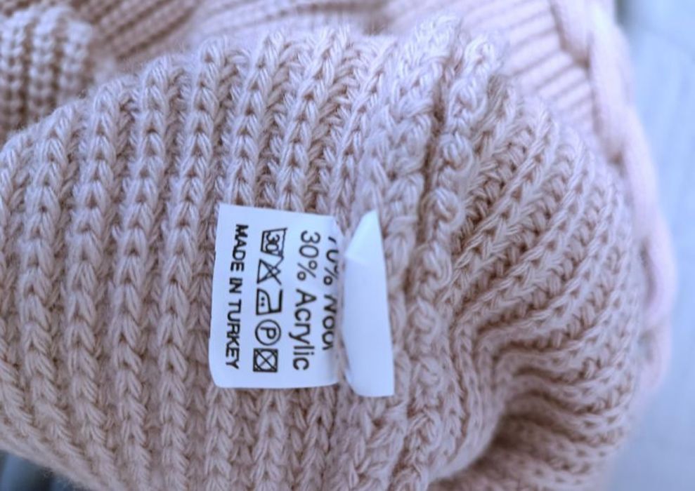 Теплий Светр шерсть з акрилом С-М Новий!