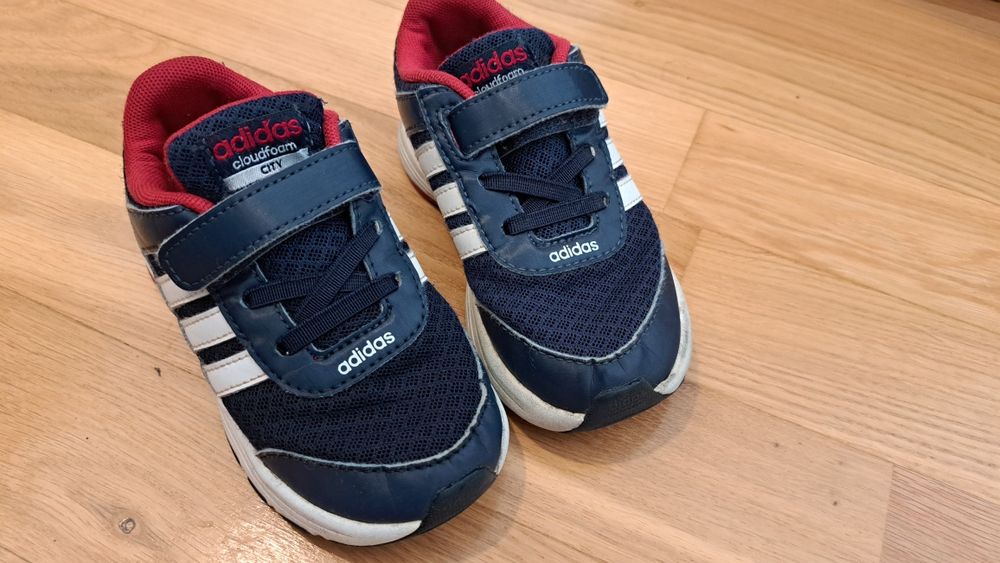 Dziecięce lekkie "oddycające" buty Adidas