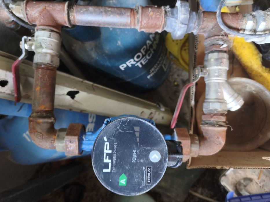 Pompa do c.o. i obiegu c.w.u. Grundfos LFP