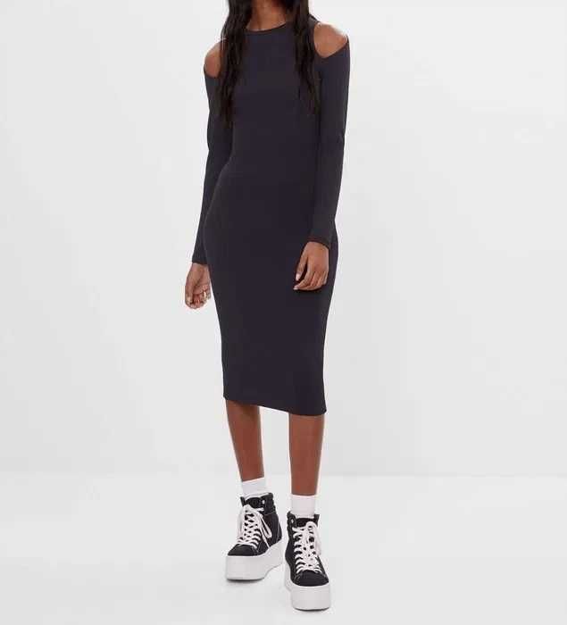 Bershka Sukienka z wycięciami na ramionach S
