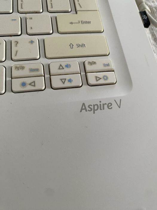 Laptop Acer aspire V