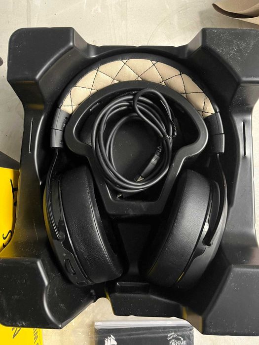 Corsair HS70 pro wirelles używane