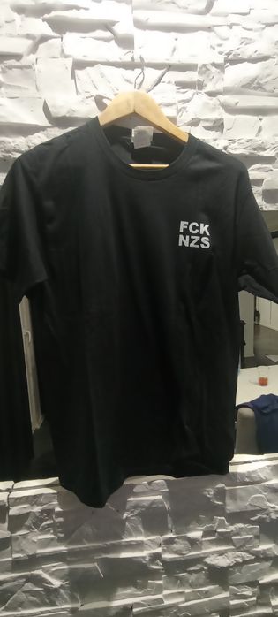 Koszulka męska w rozmiarze M 100% bawełna