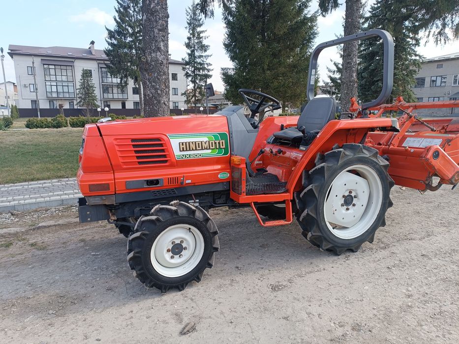 Японський мінітрактор.Трактор Кубота.