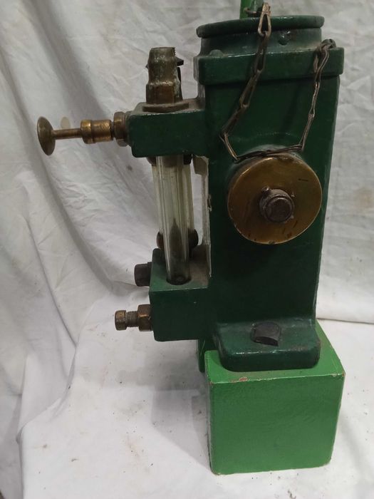 Bomba manual creio para calibrar injetores.