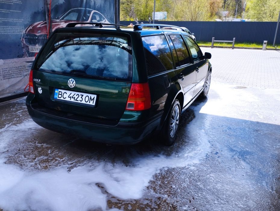 Автомобіль volkswagen golf4