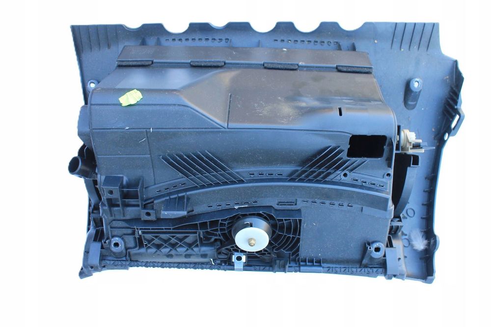 octavia ii lift schowek psażera kokpitu prawy 1z1857103 eu