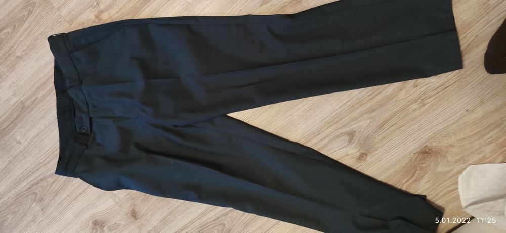 Garnitur męski.   .