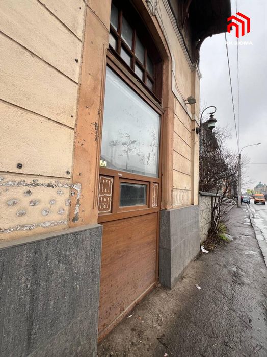 Продаж комерції 160 кв.м біля вокзалу