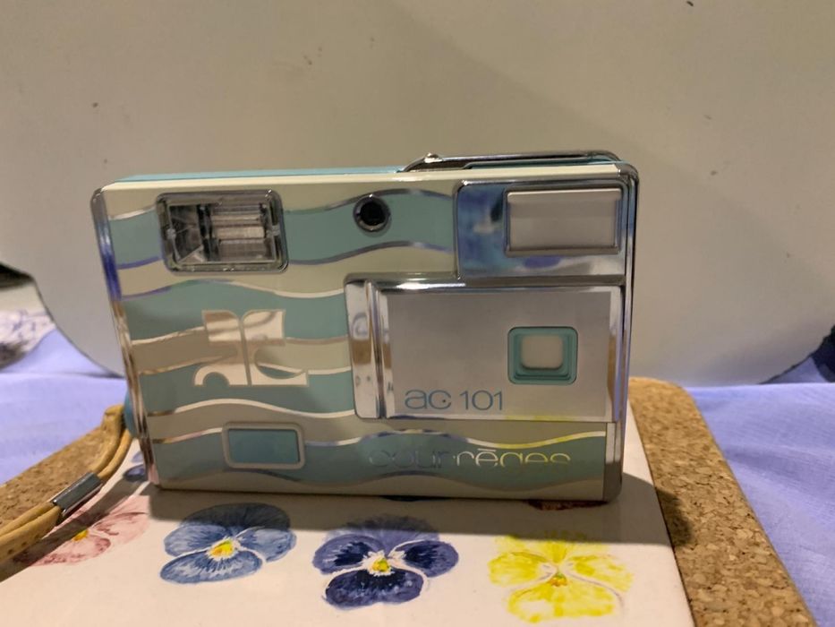 Minolta Courreges Ac101 - não testada