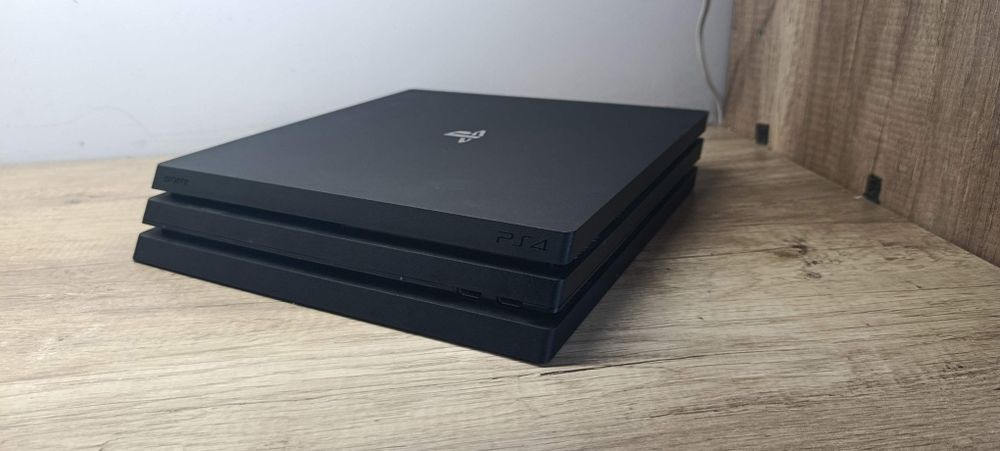 PS4 pro під відновлення/доннор