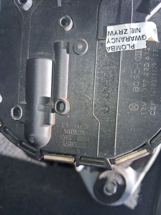 Моторчик двірника правий на пежо 508 універсал