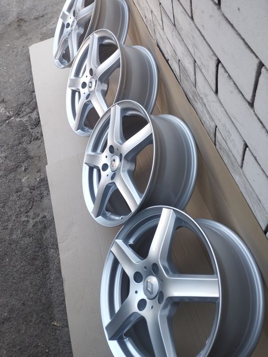 New Р16   4 100 диски Renault/Germany.