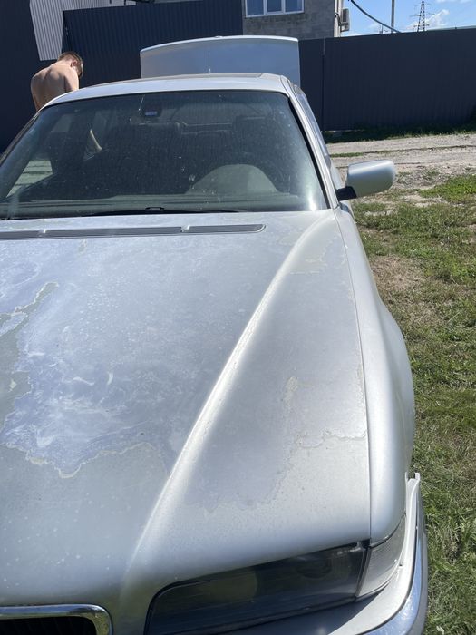 Капот BMW E38 не гнилий