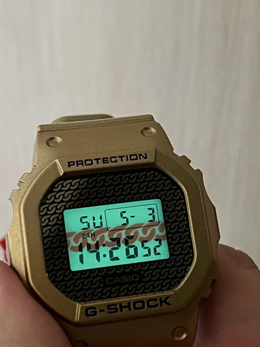 Годинник Casio G-Shock DW E 5600 HG-1 Hip Hop Gold Chain: 3 Bezels and Bands