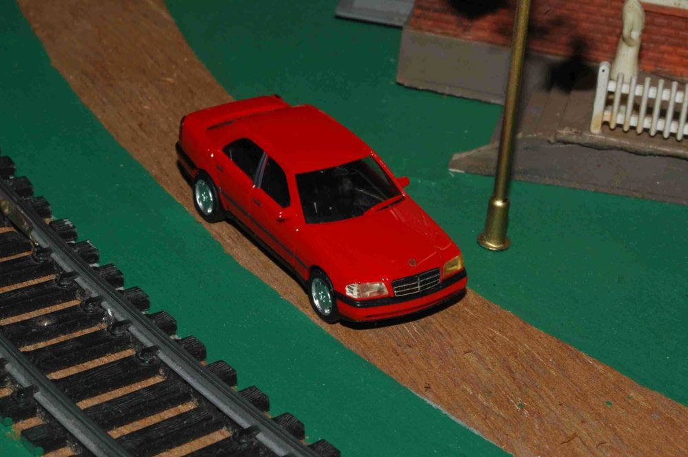 Automóvel Mercedes Benz C 220 (Herpa) HO