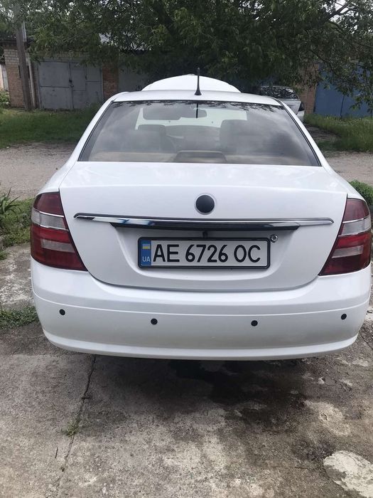 Джили SL 2012год 1.8 газ супер