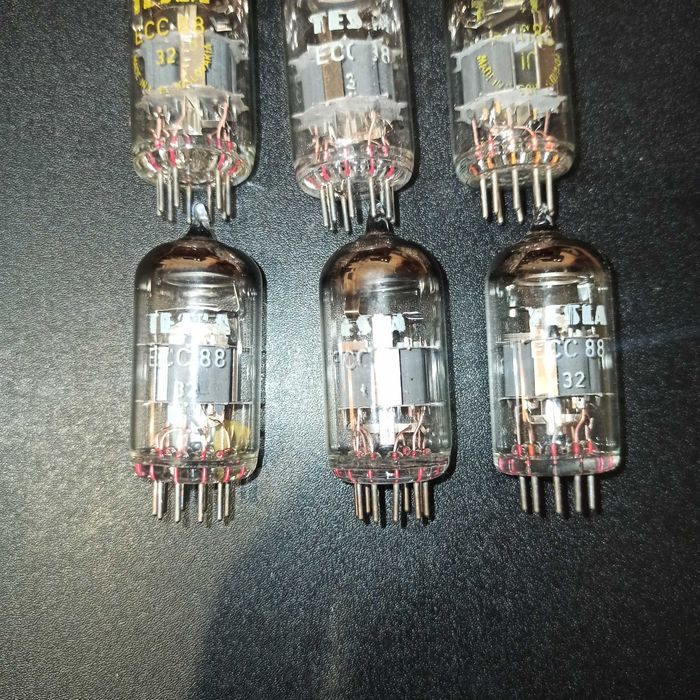 Zestaw lamp elektronowych ECC88 - 9 szt. AUDIO