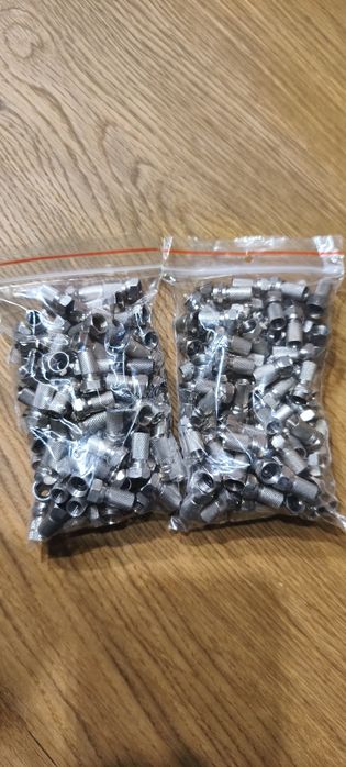 Końcówki antenowe typu F