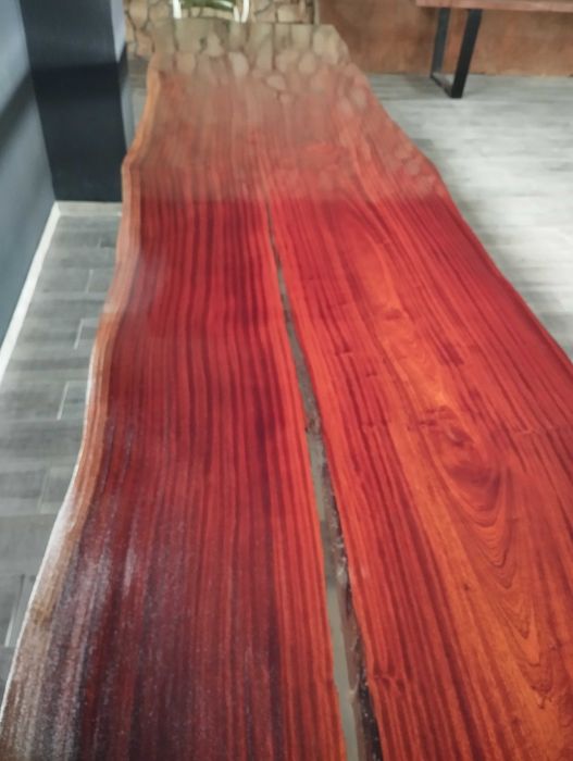 Mesa madeira maciça