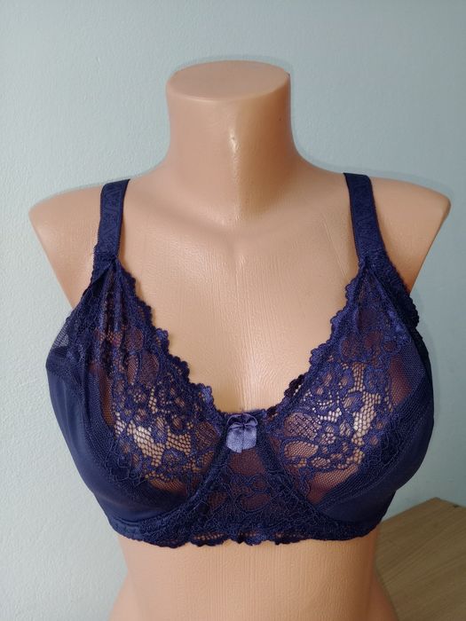 Elegancki biustonosz koronkowy 40/90E