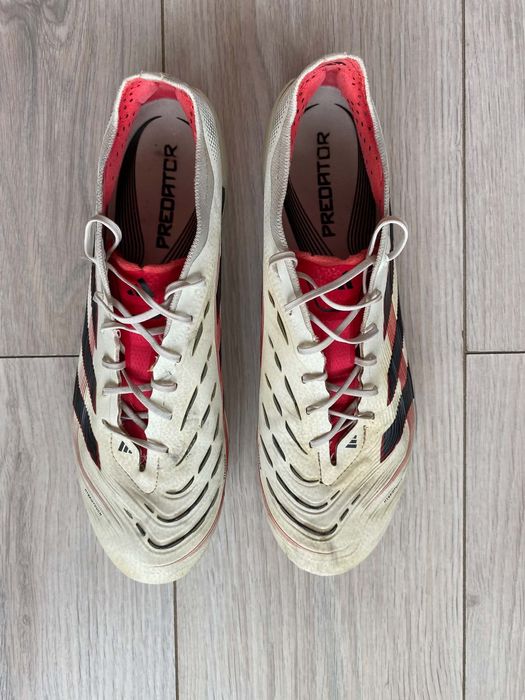 Buty piłkarskie - Adidas Predator 44 r