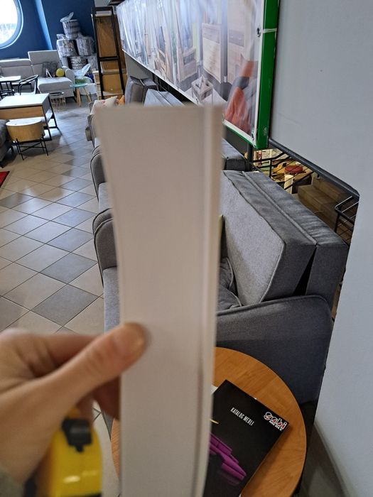 Osłona karnisza szynowego blenda biała