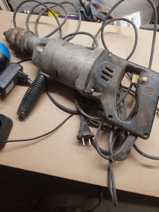 Elektronarzędzia,,sprzedam