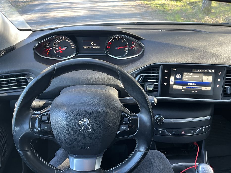 Peugot 308/ 1.6bluehdi 2015