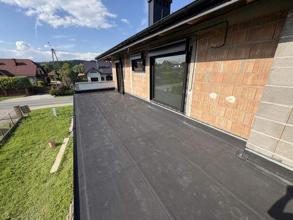 Hydroizolacje dachy płaskie, tarasy, balkony – Papa, PVC, EPDM TPO/FPO