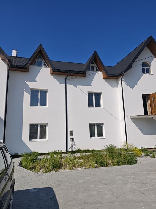 Продаж 2 х кім квартири