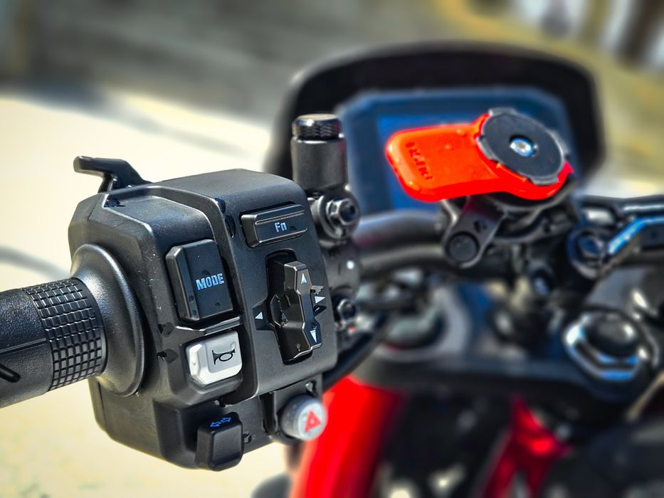Honda CB750 Hornet *Full Extras*