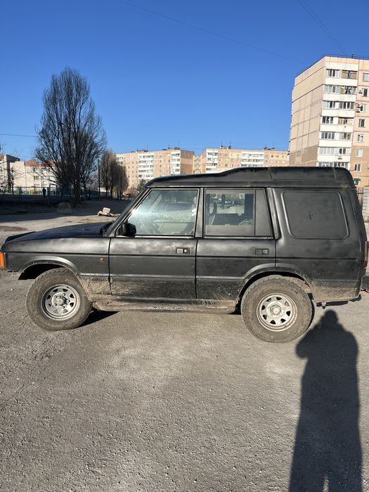 Ленд Ровер Діскавері 1