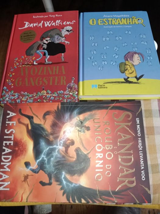 Livros juvenis 5€ cada