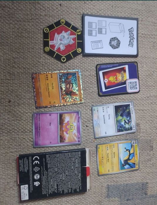 Caixa de cartas Pokemon. McDonald's