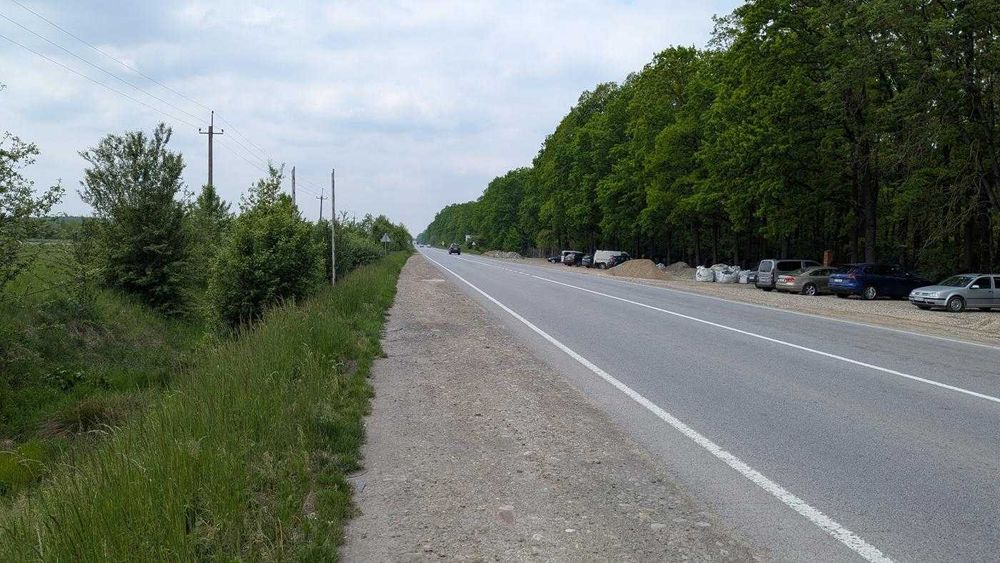 Продаються 2 земельні ділянки загальною площею 50 сот Марківці (12)