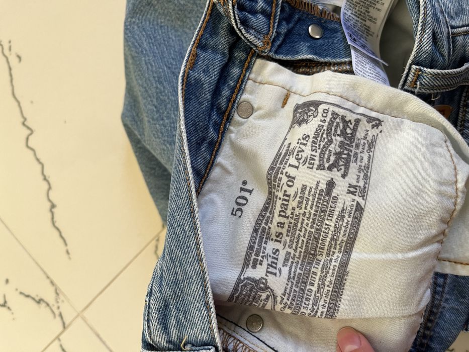 Джинси жіночі Levis