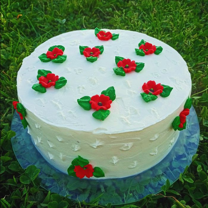 700грн                        Торти на  замовлення