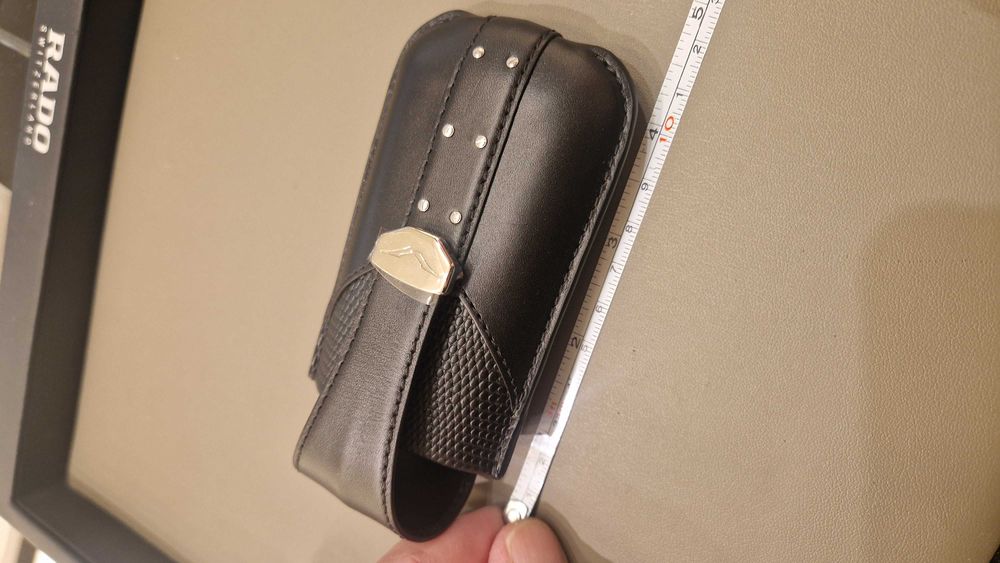Skórzane etui na telefon Vertu CP-284V