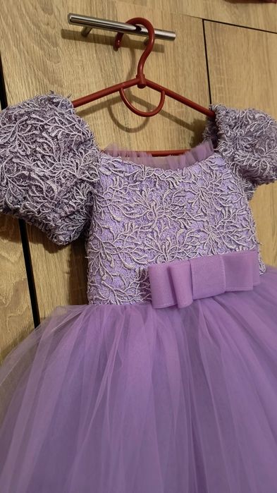 Випускна сукня на дівчинку