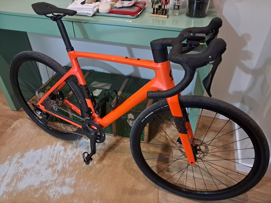 Bicicleta Scott addict Gravel c/upgrades