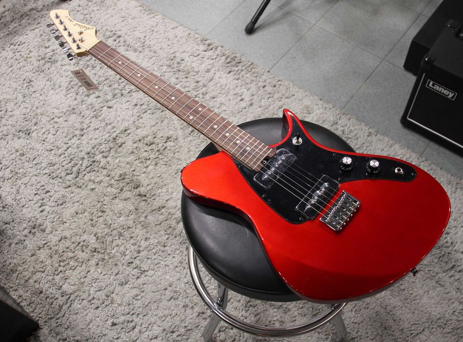 Gitara elektryczna Aria Pro II Jet-2 CA - z ekspozycji / gwarancja!