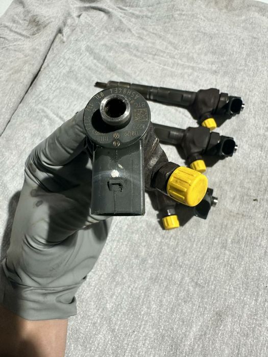 Форсунки 0445110369B004 VAG