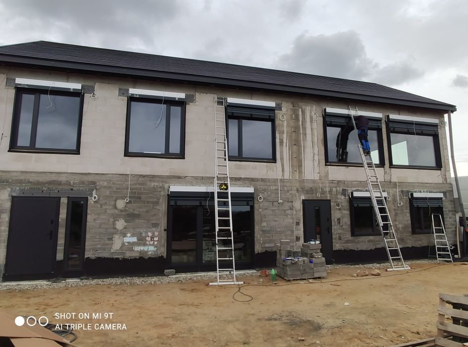 Żaluzje fasadowe, Rolety