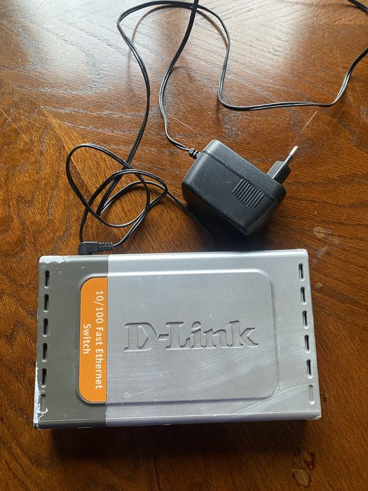 Комутатор D-Link DES-1008D/PRO