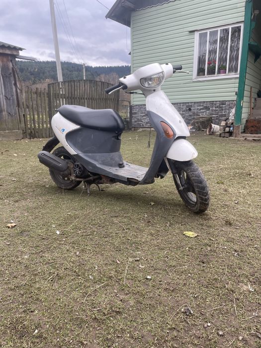 Suzuki lets 4 скутер