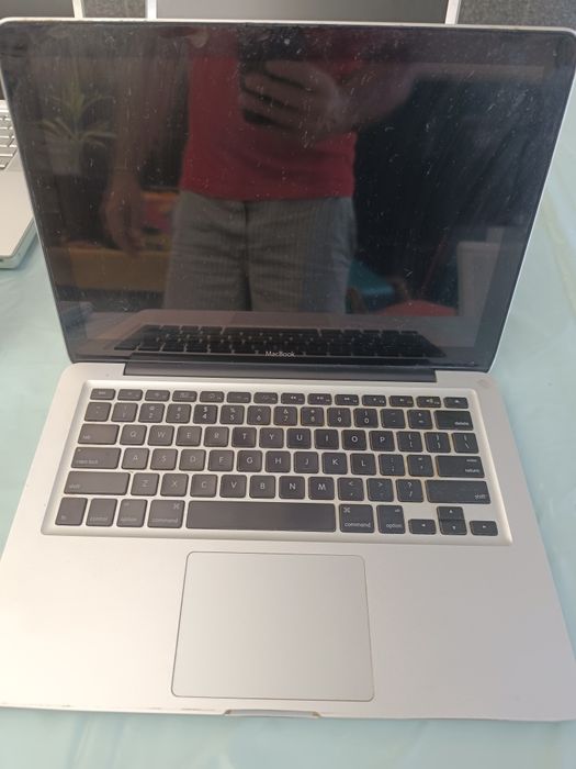 MacBooks para arranjar ou peças
