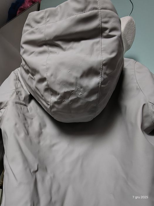 Reserved - Gumowany Płaszcz Jasny Szary