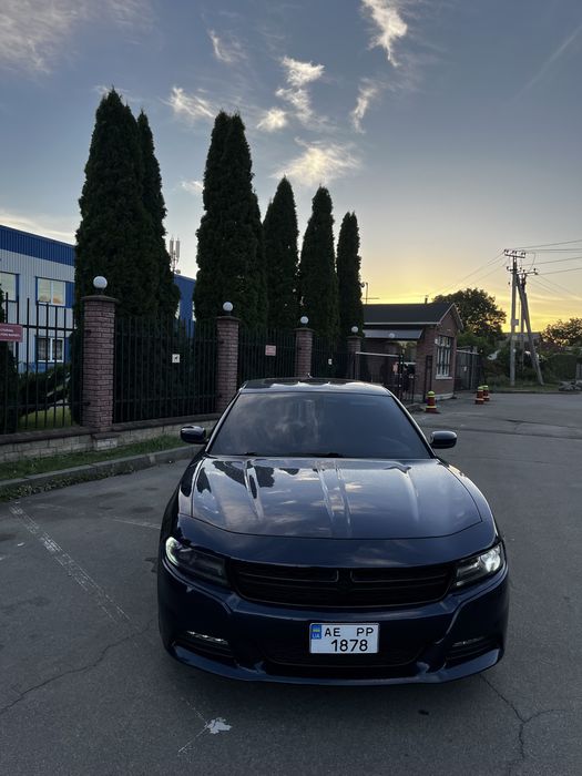 Dodge Charger 3.6 2015 року