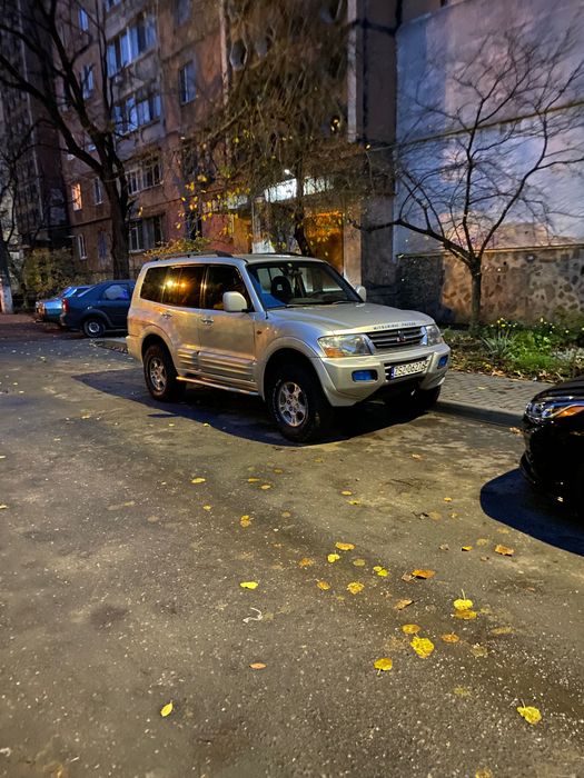 Педжеро Вагон 3.2